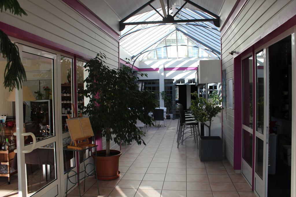 Logis Hotel Les Cimes Argelès-Gazost Eksteriør billede