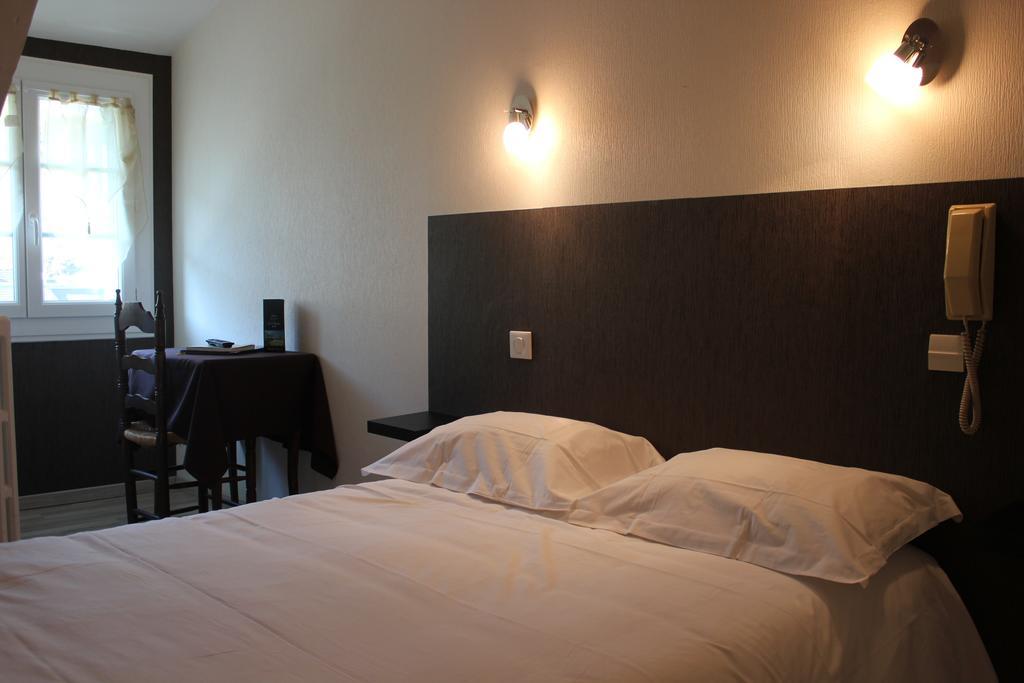 Logis Hotel Les Cimes Argelès-Gazost Værelse billede