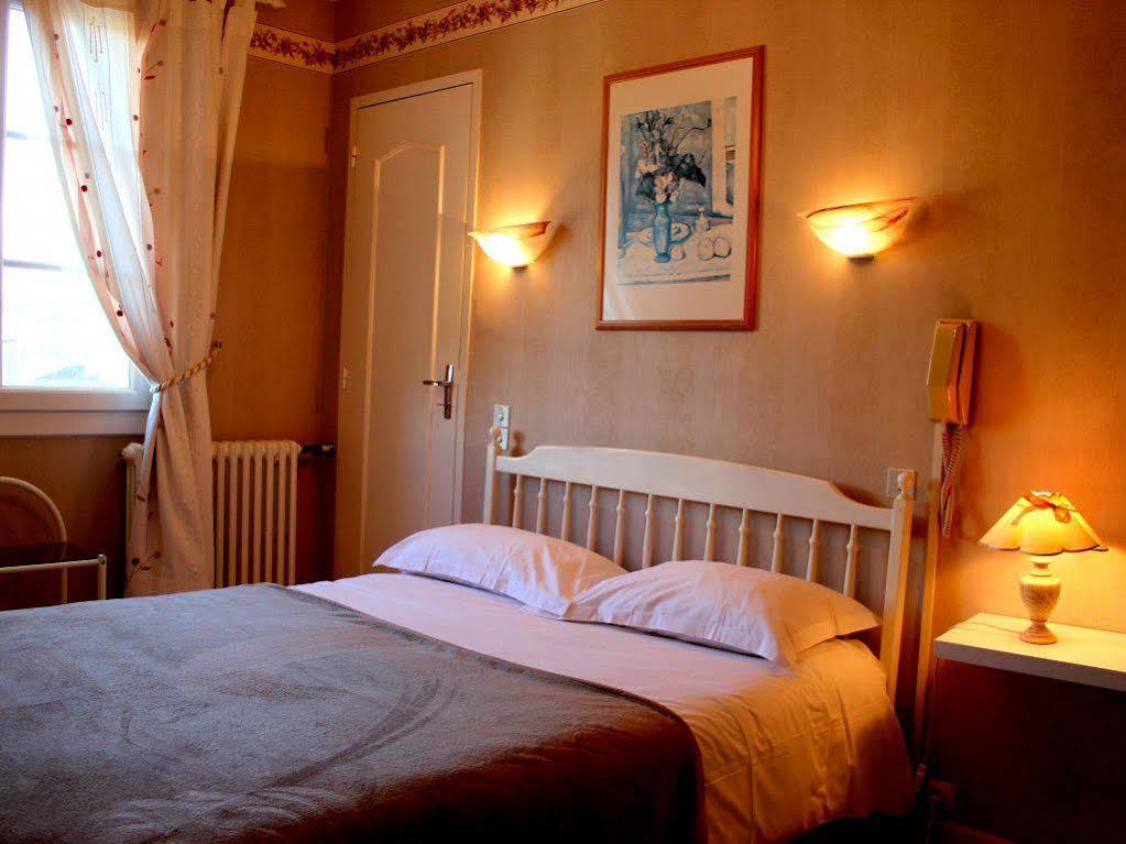 Logis Hotel Les Cimes Argelès-Gazost Eksteriør billede